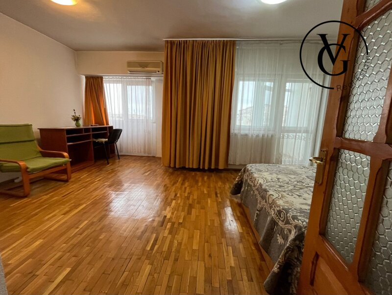 Unirii Garsoniera   Investitie