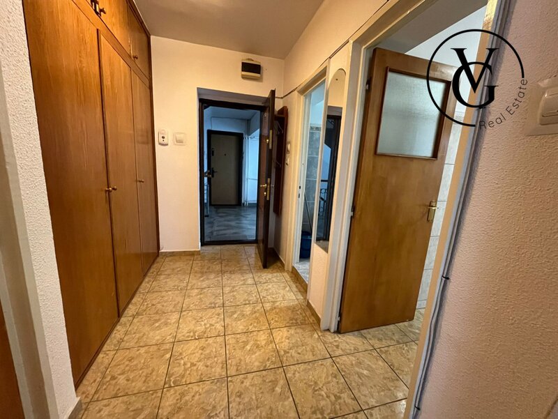 Unirii Garsoniera   Investitie